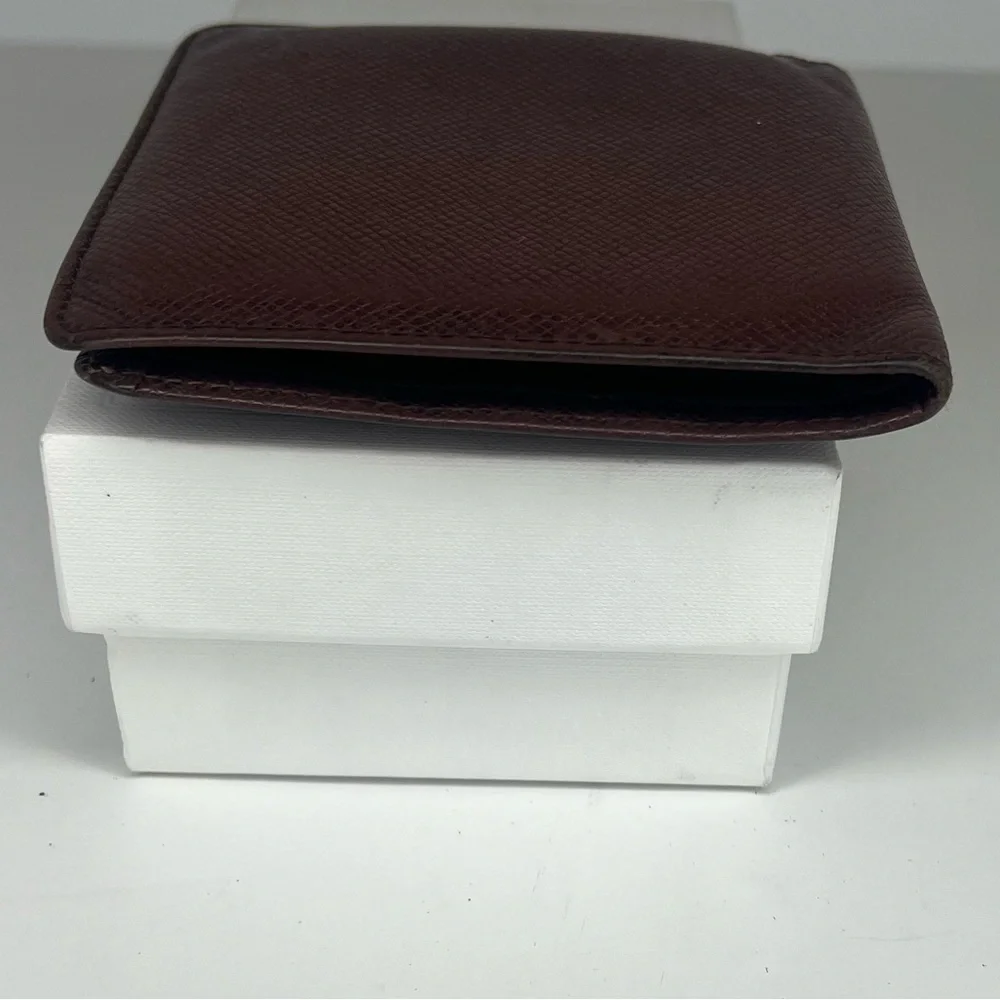 🤎Louis‎ Vuitton Brown Taiga Leather Bifold Wallet | PRELOVED!!🤎